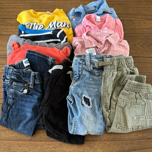 Great bundle of boys size 18-28 month clothes - Picture 1 of 16
